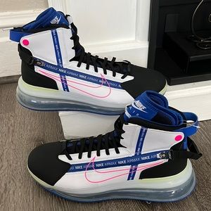 New! Rare Nike Air Max 720 SATRN Basketball shoe AO2110-101 Men’s Size 13